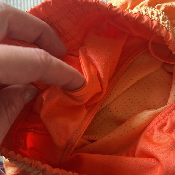 Nike dri fit shorts. Running. Orange. Large - Picture 6 of 6